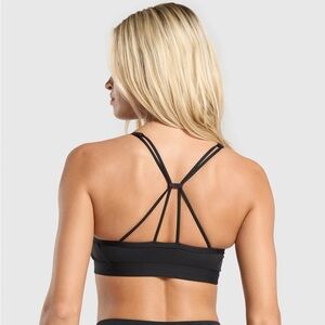 Black Gymshark ruched strappy sports bra, size m